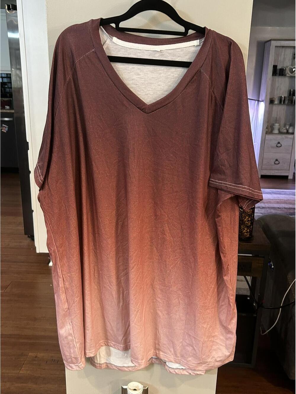 5XL Gradient Ombre V-Neck T-Shirt